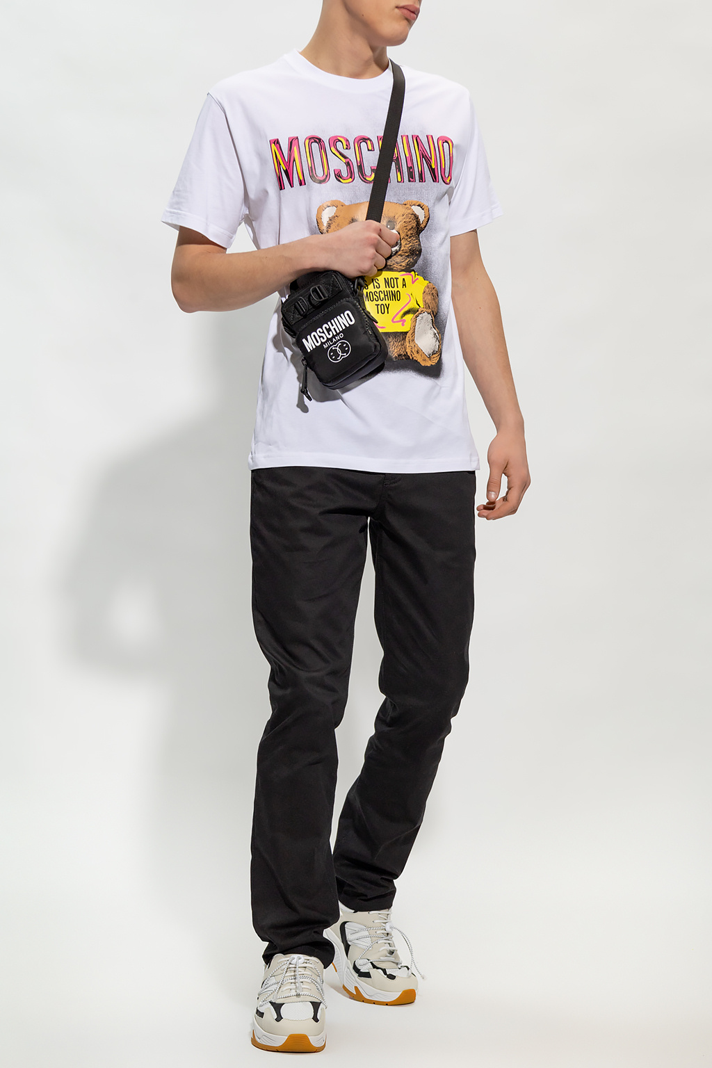 【送料&関税込】Moschino Printed T-shirt MOSCHINO Logo Print T-Shirt, Orange – OZNICO